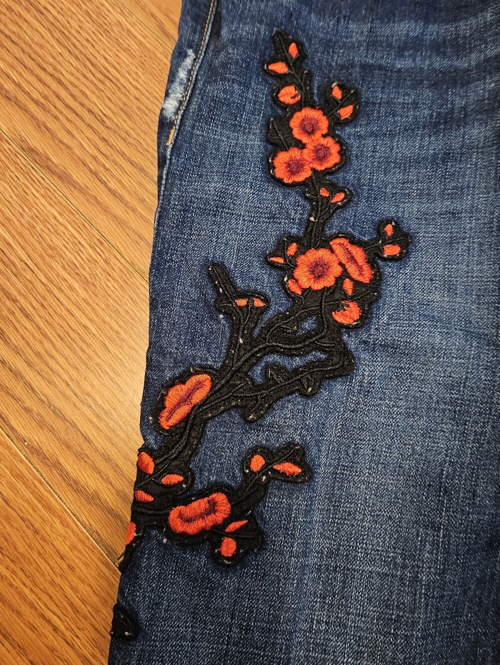 Jeans - Picture 3 of 11
